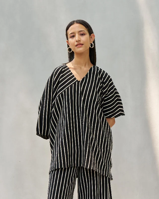 Serena Top - Black & Beige Sporty Women's Athleisure 