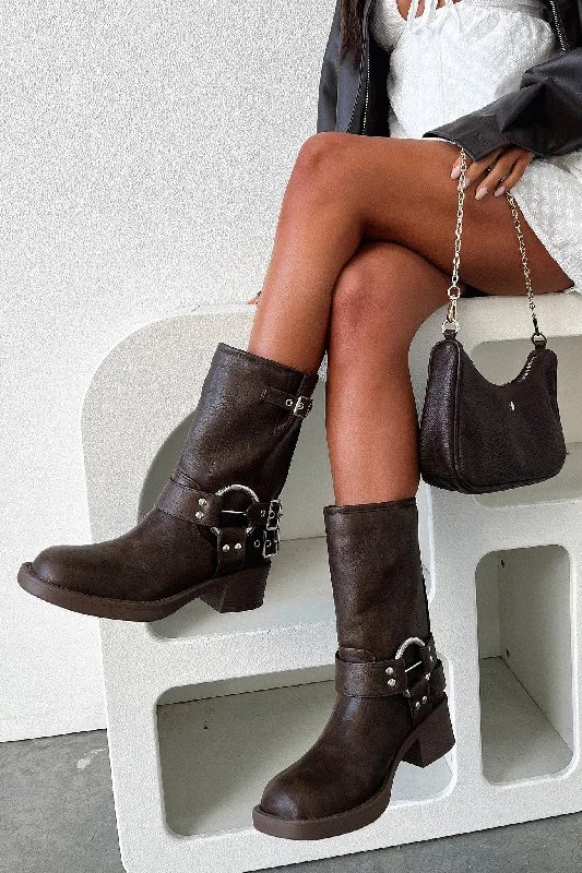 Antonio Boots - Brown Monochromatic Office Style