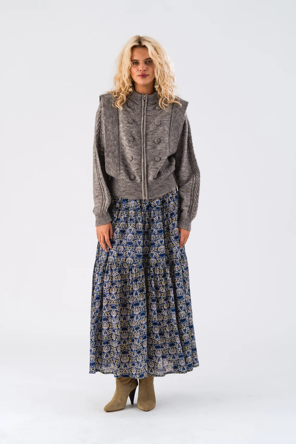 Lollys Laundry Light Grey Novia Cardigan Preppy Women's College