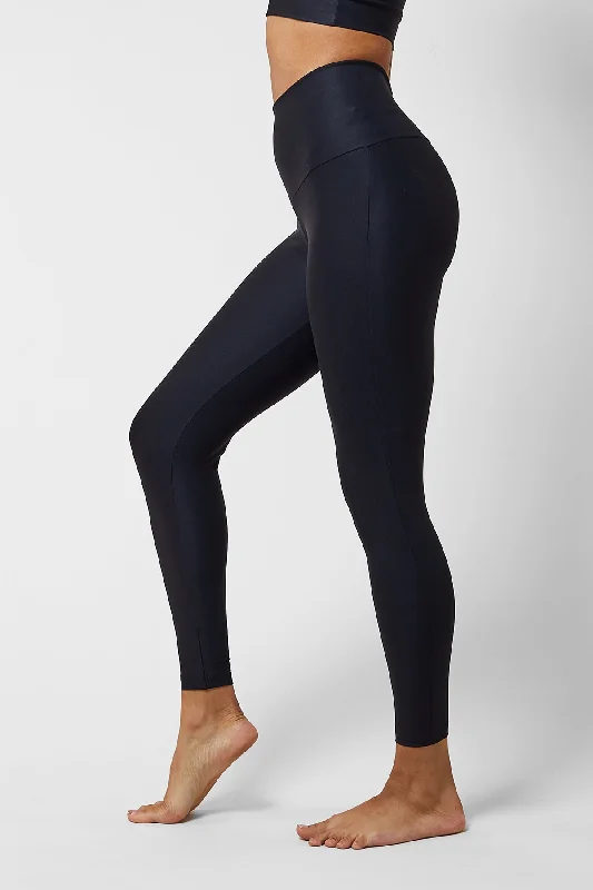 Extra Strong Compression Curve Running Leggings with Tummy Control Black Bold Women's Statement