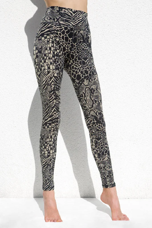 Wild Leggings - Cream Black Geometric
