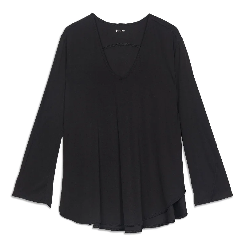 Relaxed-Fit Yoga Long Sleeve Shirt - Resale Edgy Women's Punk