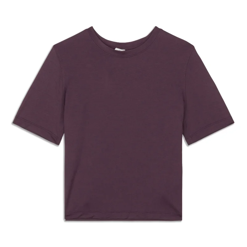Ultralight Waist-Length T-Shirt - Resale Street