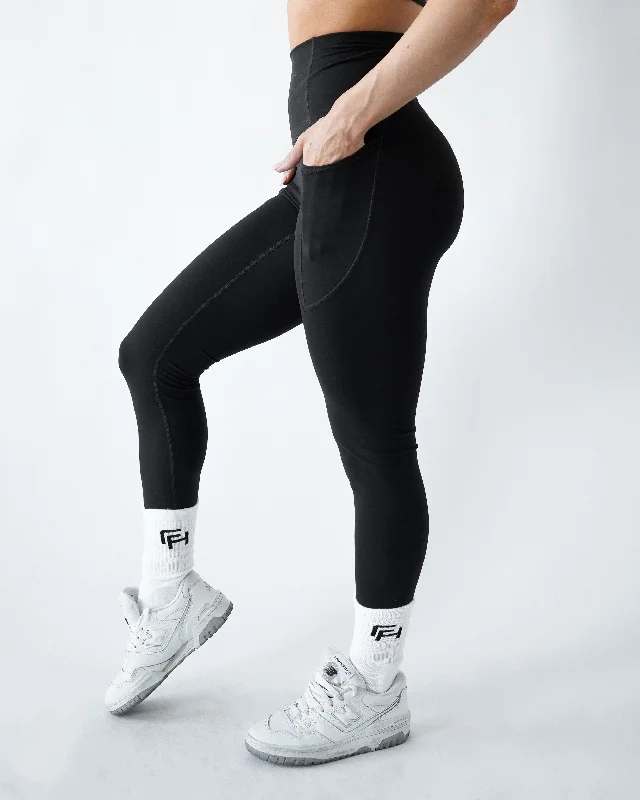 Performance Pocket Leggings - Black 3 Pack Bold Women's Animal Print