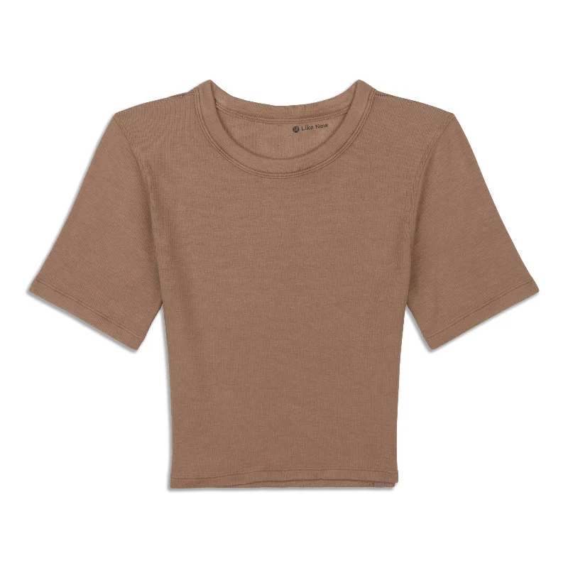 Hold Tight Straight-Hem Cropped T-Shirt - Resale Casual Women's Loose - fitting