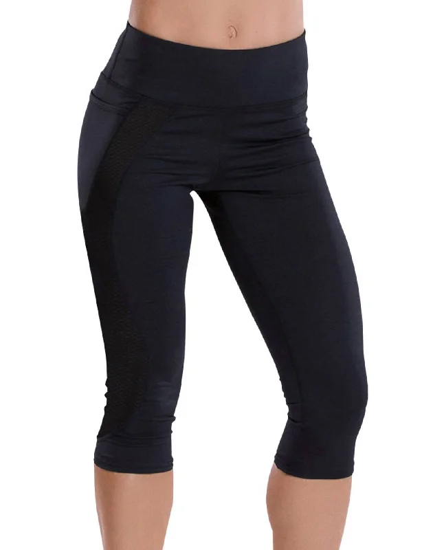 Moonlit Capri Leggings In Black Earthy Women's Hemp - based