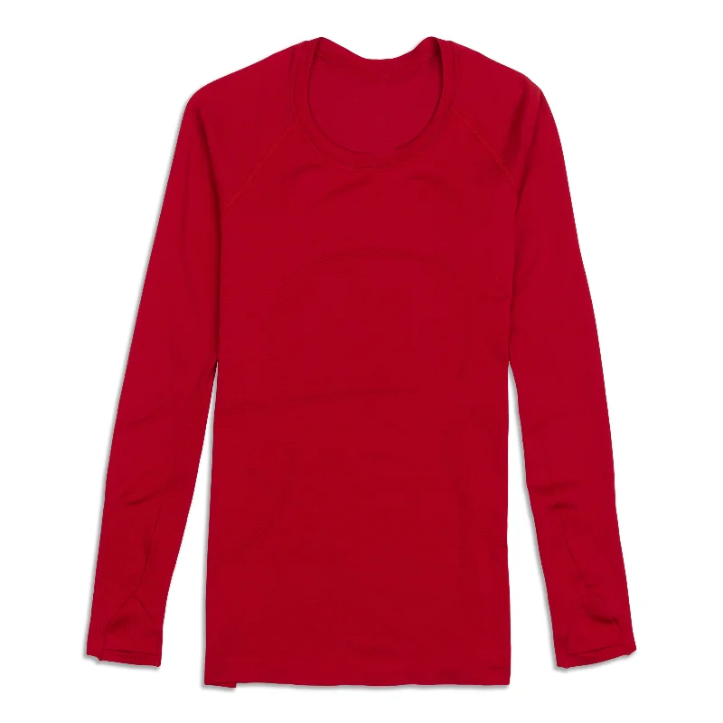 Swiftly Tech Long-Sleeve Shirt 2.0 - Resale Preppy Women's College