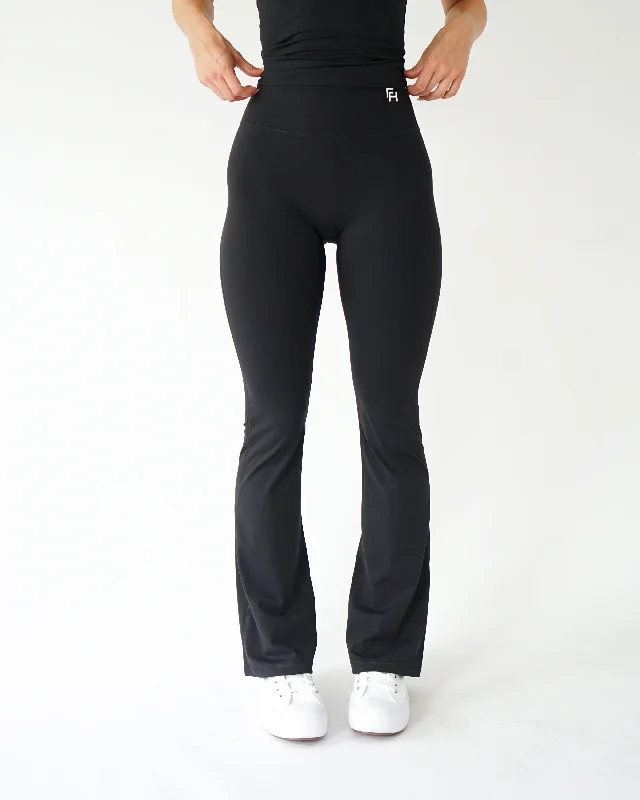 Impact Flare Leggings - Black Trendy Women's Oversized