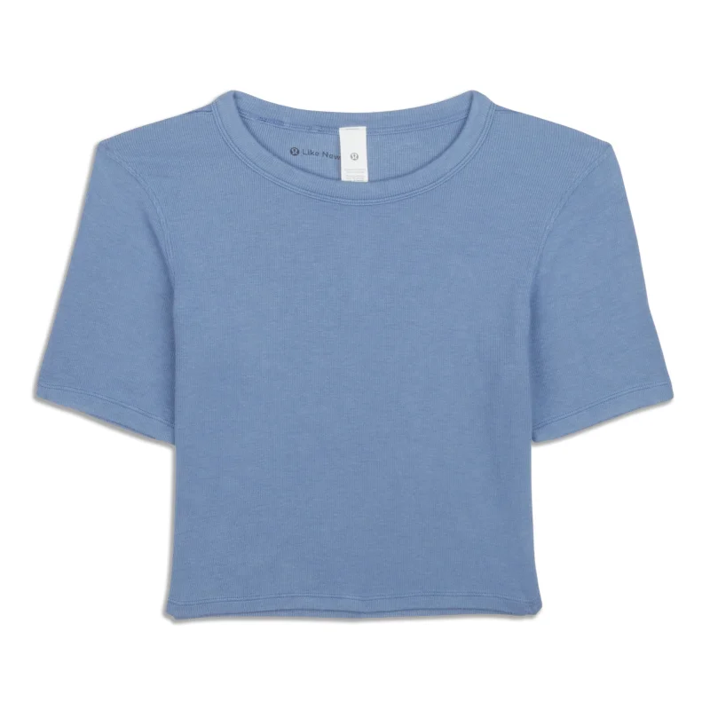 Hold Tight Straight Hem Cropped T-Shirt - Resale Feminine Women's Soft 