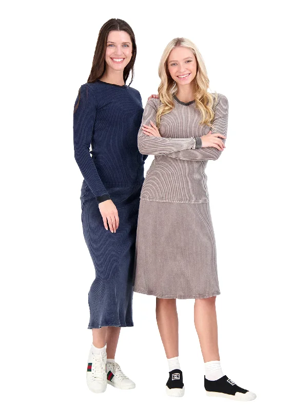 5 Stars Ribbed V-Neck Top Dynamic Women's Moto