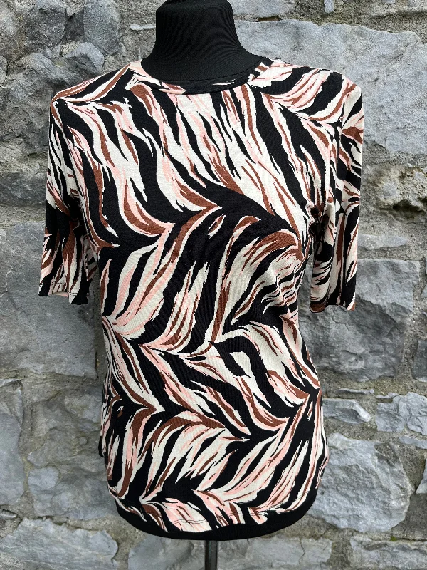 Abstract waves top uk 10 Edgy Women's Punk